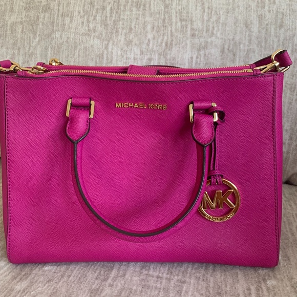 Michael Kors Satchel Fuschia - Picture 1 of 11